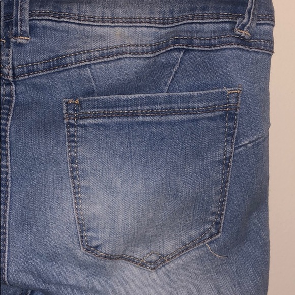 Evermore Distressed Denim - Picture 9 of 13